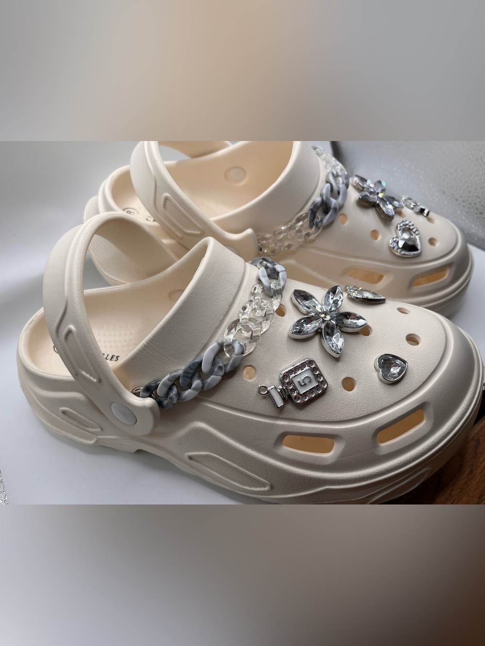 Crocs Beigew Floral Charm Croc Strap Jewelry for Women